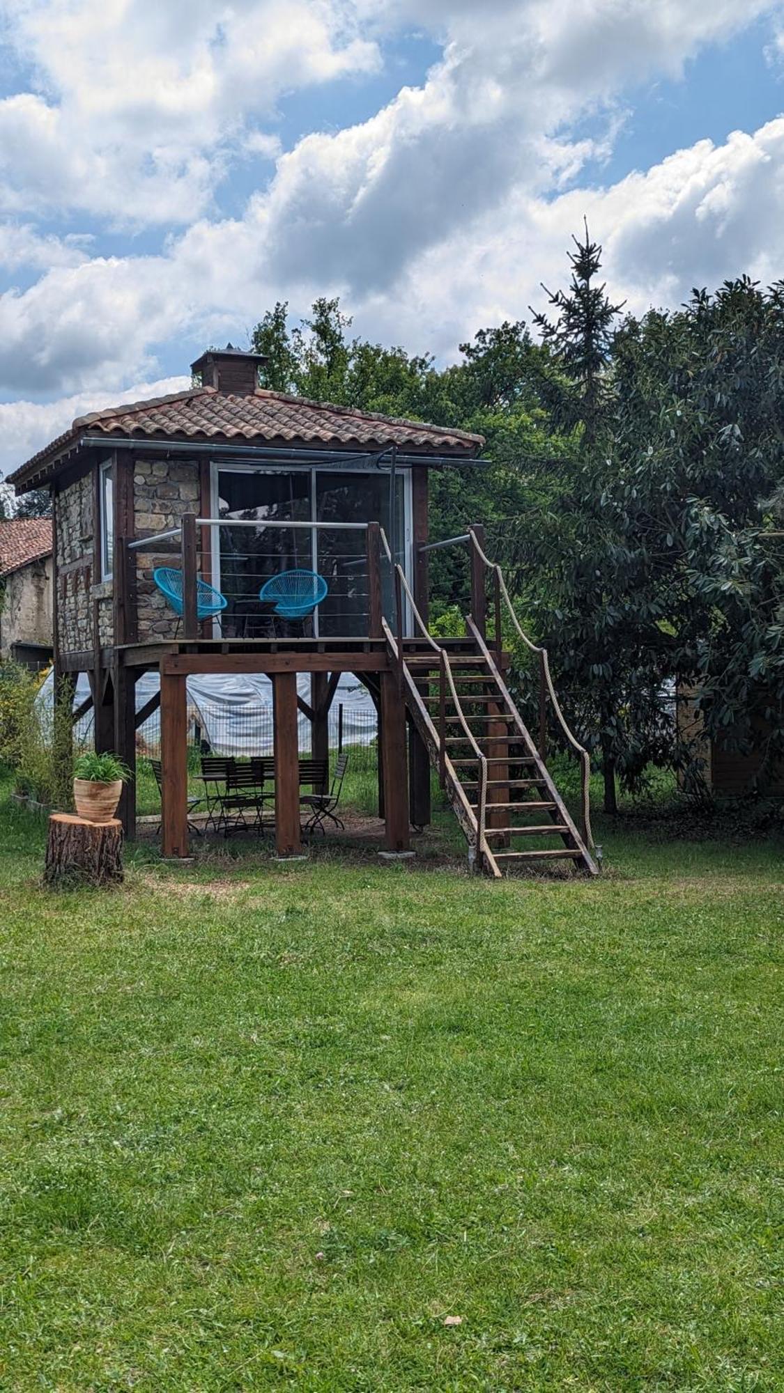 Les Genets Otel Orleat Dış mekan fotoğraf